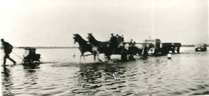 Überschwemmung der Peene - zwischen Loitz und Rustow (ca. 1930)